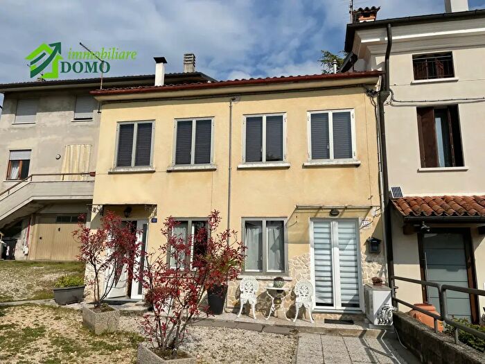 Casa trilocale in vendita in Santorso
