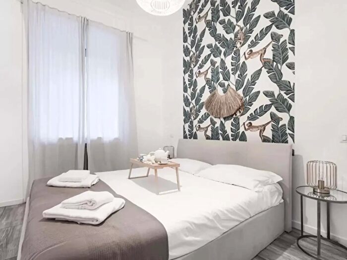 Appartamento monolocale in affitto in Viale Tunisia, Milano