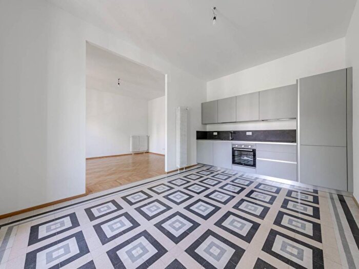 Appartamento bilocale in affitto in Piazza Febbraio, Sempione, Milano