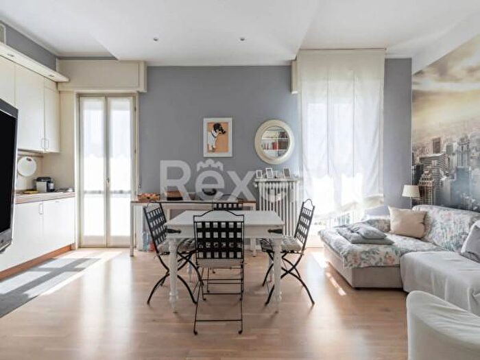 Appartamento trilocale in vendita in Via Galileo Galilei, Abbiategrasso