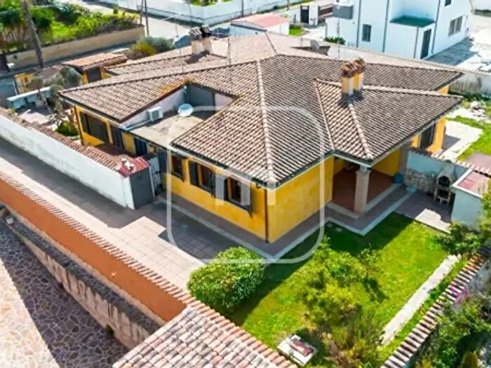 Casa monolocale in vendita in Via Pistoia, Ardea
