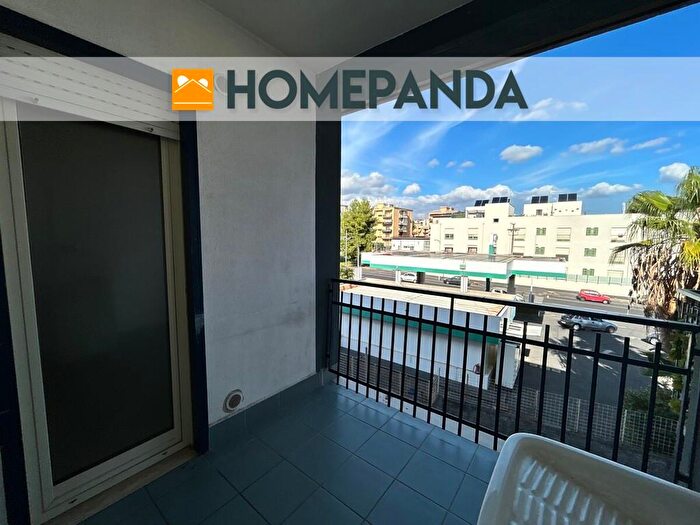 Appartamento trilocale in affitto in Corso Indipendenza, Catania