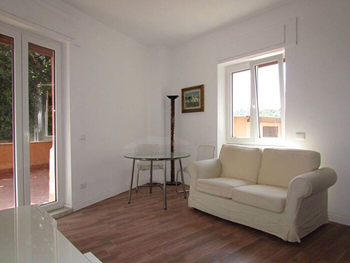 Appartamento bilocale in affitto in Via Valchetta Cartoni, Labaro, Roma