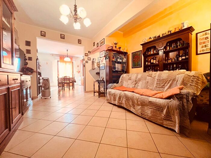 Appartamento quadrilocale in vendita in Cecina