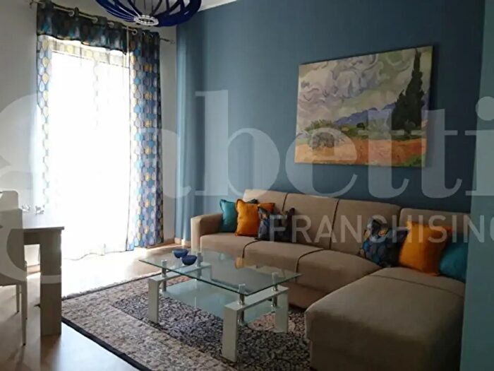 Appartamento trilocale in affitto in Siracusa