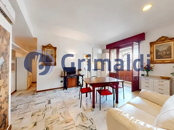 Appartamento quadrilocale in vendita in Via Alessandro Scarlatti, Napoli