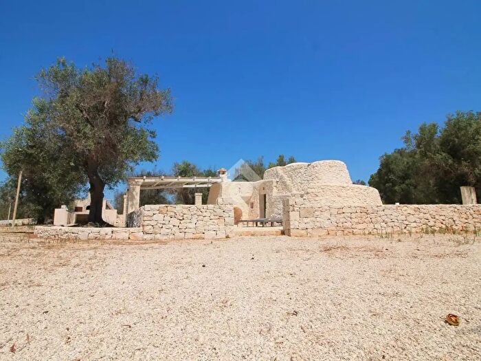 Casa monolocale in vendita in Ostuni