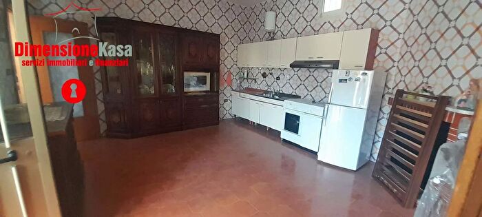 Casa quadrilocale in vendita in Via Polvica, Nola