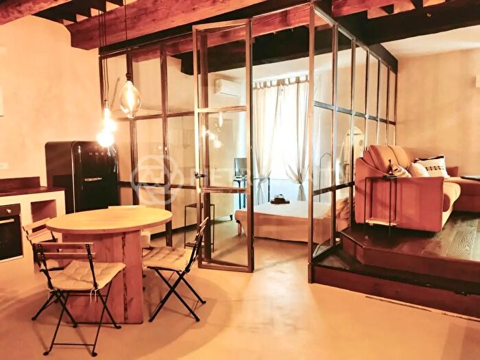 Appartamento trilocale in affitto in Pietrasanta