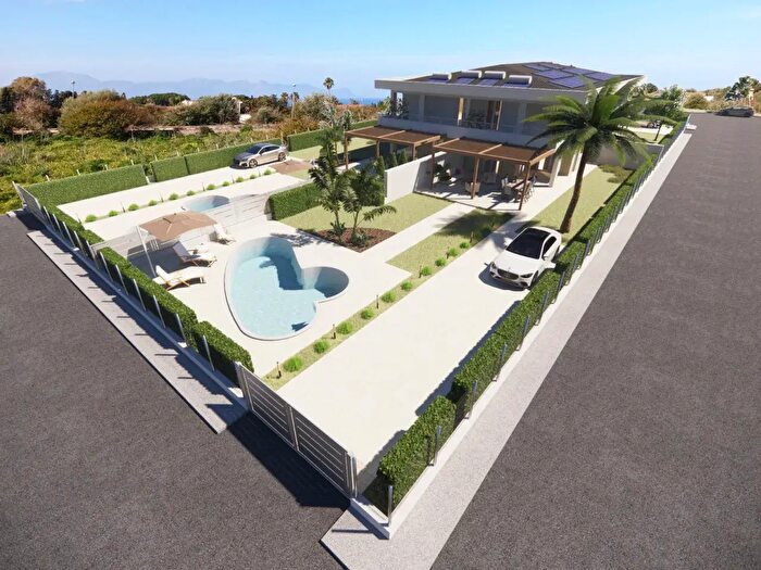 Casa quadrilocale in vendita in Contrada Piano di Guardia, Terrasini