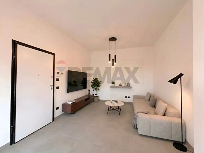 Appartamento trilocale in vendita in Via Friuli Venezia Giulia, Terracina