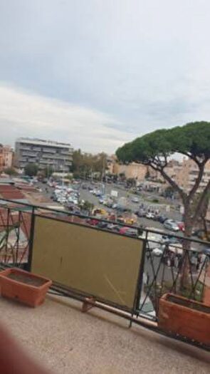 Appartamento quadrilocale in affitto in Piazza San Giovanni di Dio, Monteverde Nuovo, Roma