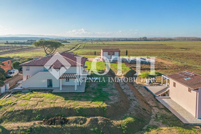 Casa con 8 locali in vendita in Ia delle Colline per Legoli, Ponsacco