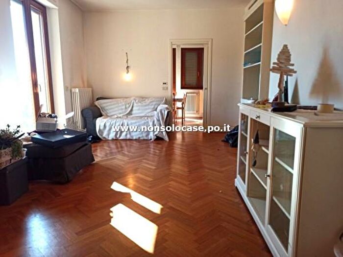 Appartamento quadrilocale in vendita in Via Antonio Rosmini, Prato