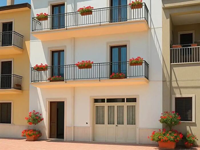 Casa con 8 locali in vendita in Salemi