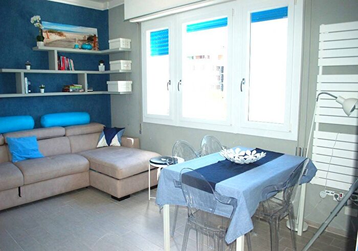 Appartamento monolocale in affitto in Viale Dante Alighieri, Centro, Riccione