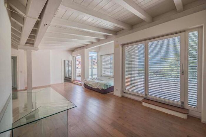 Appartamento quadrilocale in vendita in Piazza Fontana, Merano