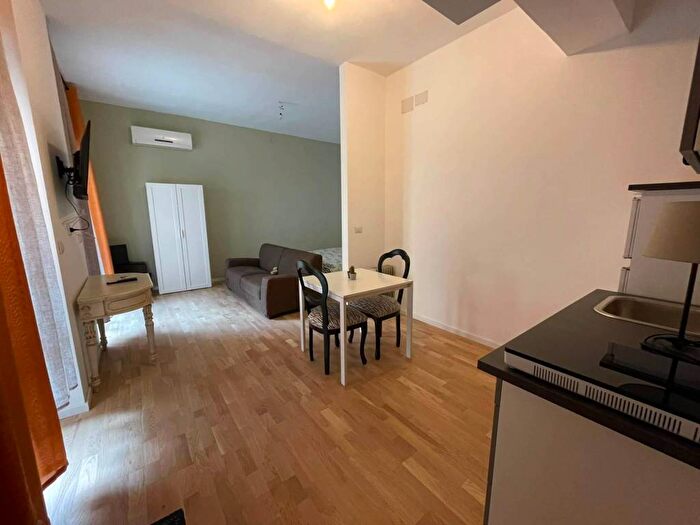 Appartamento monolocale in affitto in Via Roma, Ferrarecce Università, Caserta