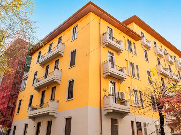 Appartamento quadrilocale in affitto in Via Mac Mahon, Ghisolfa Mac Mahon, Milano