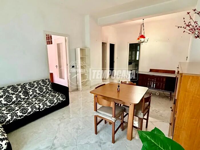 Appartamento bilocale in vendita in Viale di Augusto, Napoli