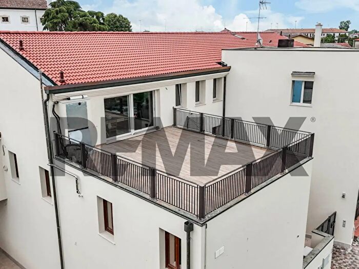 Appartamento con 5 locali in vendita in Villadose