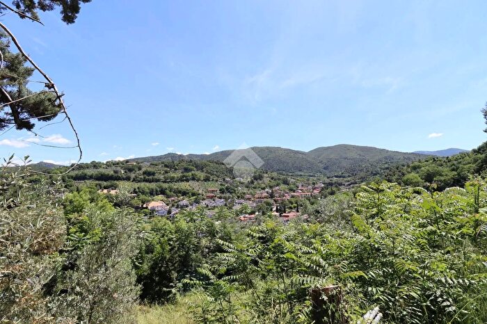 Appartamento quadrilocale in vendita in Strada di Perticara, Terni