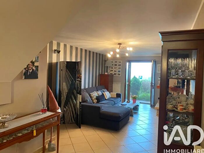 Appartamento con 10 locali in vendita in Via XXV Aprile, Figline e Incisa Valdarno