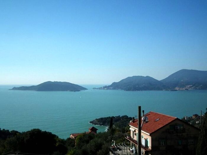 Appartamento bilocale in affitto in La Serra Tellaro, Lerici