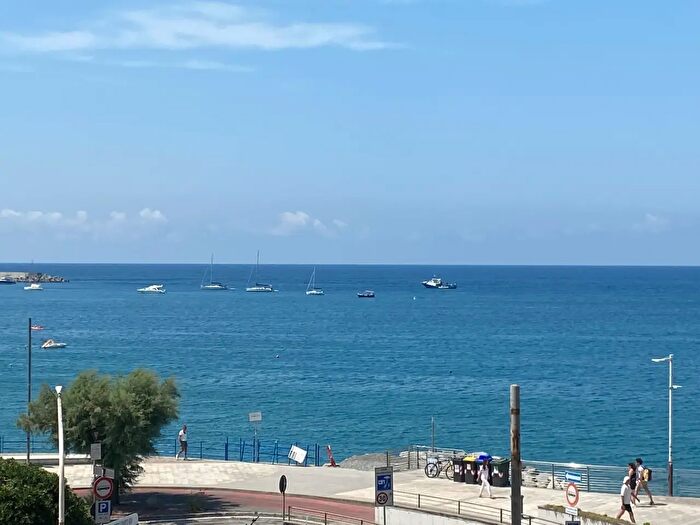 Appartamento con 6 locali in vendita in Lungomare Giovanni Descalzo, Sestri Levante