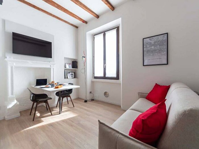 Appartamento in affitto in Via Antonio Fogazzaro, Montenero, Milano