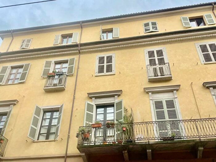 Appartamento bilocale in affitto in Via Vanchiglia, Giardini Reali, Torino