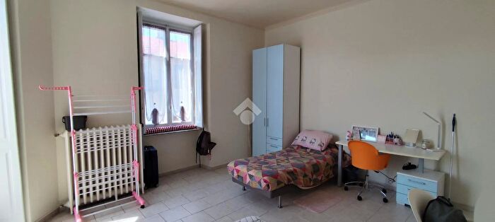 Appartamento trilocale in affitto in Via Crissolo, Torino