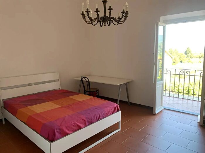 Appartamento quadrilocale in affitto in Firenze