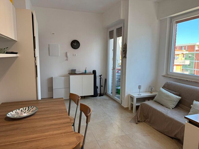 Appartamento bilocale in vendita in Via Lombardia, Follonica