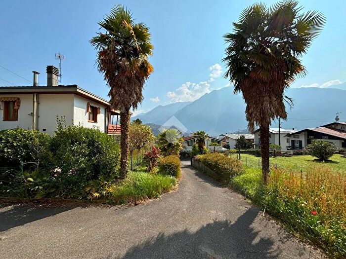 Casa con 5 locali in vendita in Via Colture, Darfo Boario Terme