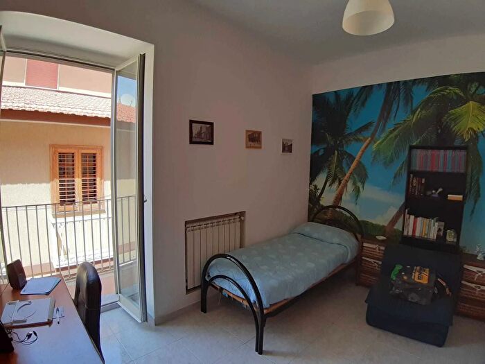 Casa con 5 locali in vendita in Ragusa