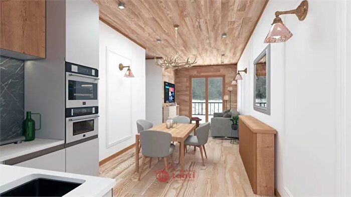 Appartamento quadrilocale in vendita in Via Antonio De Giacomi Madesimo So, Madesimo