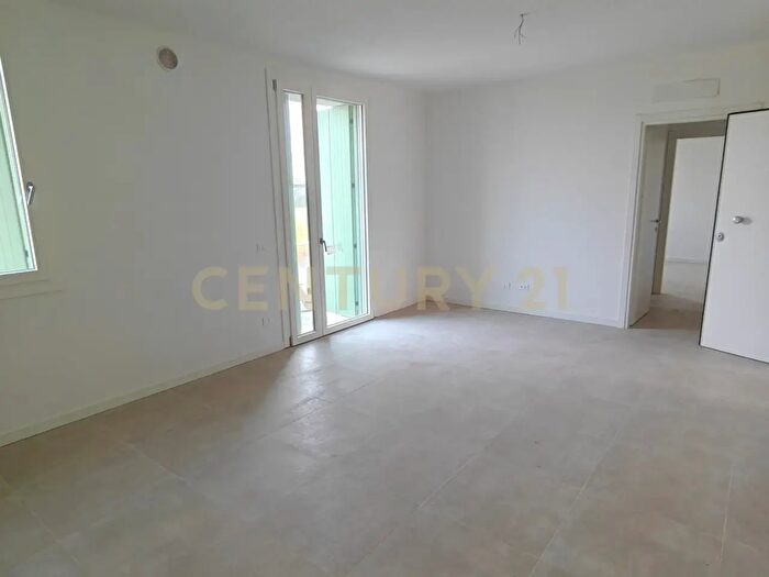 Appartamento bilocale in vendita in Via Toffanelle Nuove, Zevio