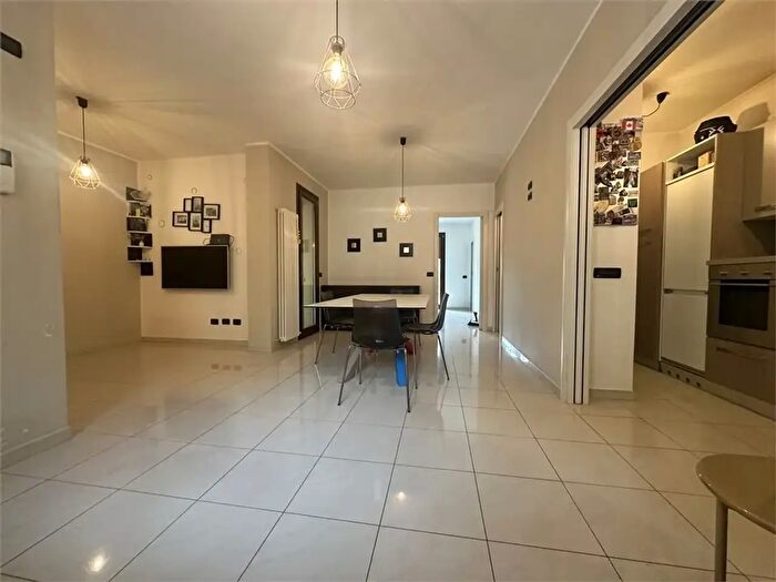 Appartamento bilocale in vendita in Viale Europa, Teramo