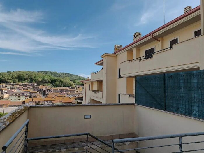 Appartamento trilocale in vendita in Monte Romano