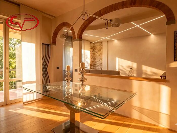 Appartamento quadrilocale in vendita in Via Podgora, Montevarchi