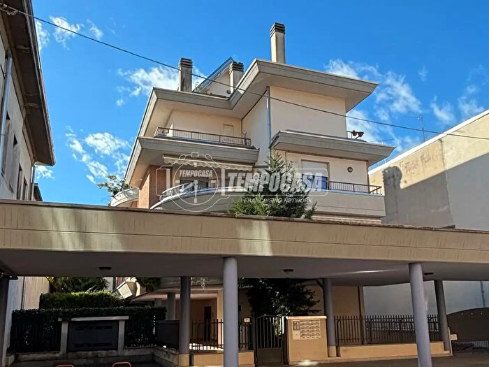 Appartamento bilocale in vendita in Via Luigi Maino, Busto Arsizio