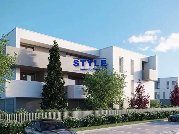 Appartamento con 5 locali in vendita in Mira