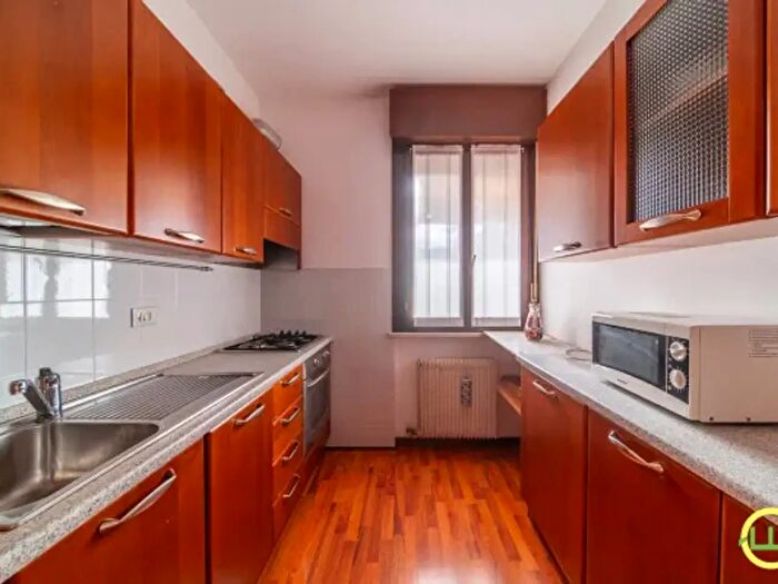 Appartamento trilocale in vendita in Piazza Santo Stefano, Buia