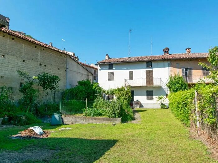 Casa trilocale in vendita in Via Montiglio, Ottiglio