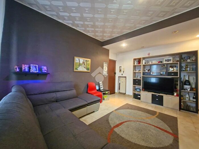 Appartamento quadrilocale in vendita in Via dello Sport, Asti