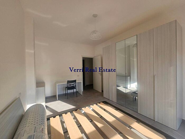 Appartamento quadrilocale in affitto in Via Andrea Maffei, Montenero, Milano