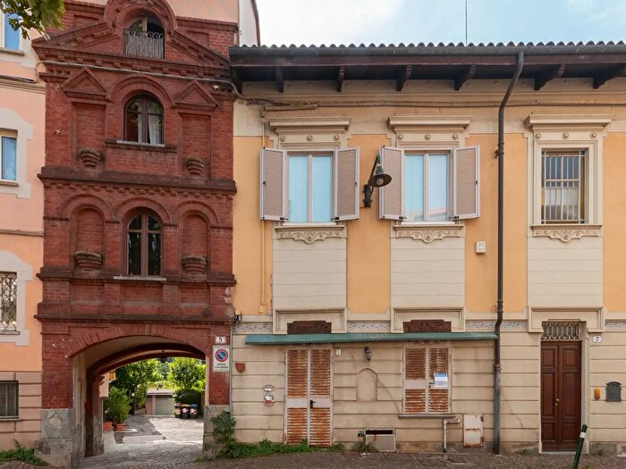 Case in Vendita e in Affitto - 2