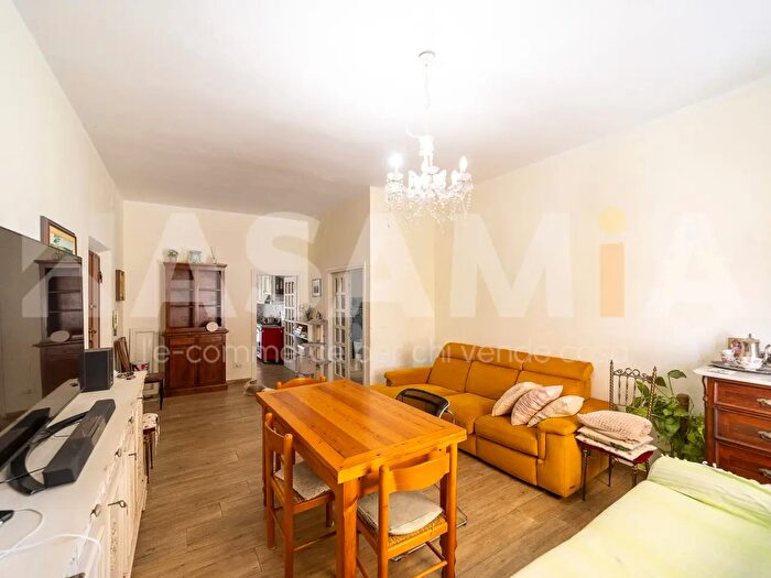 Appartamento con 5 locali in vendita in Via Latina, Grosseto