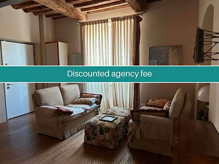 Appartamento trilocale in affitto in Via Cairoli, Marina di Carrara, Carrara